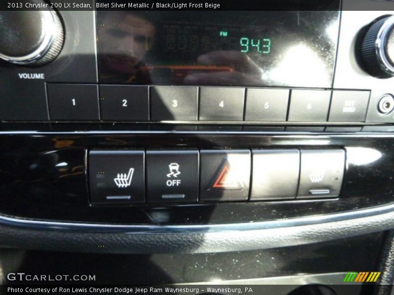 Billet Silver Metallic / Black/Light Frost Beige 2013 Chrysler 200 LX Sedan