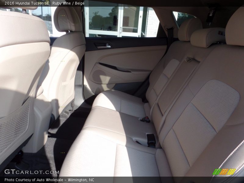 Ruby Wine / Beige 2016 Hyundai Tucson SE