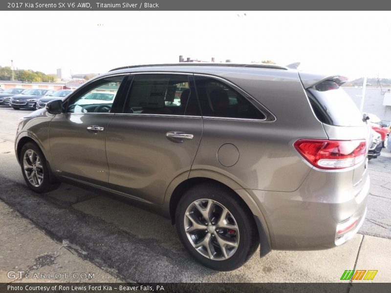 Titanium Silver / Black 2017 Kia Sorento SX V6 AWD