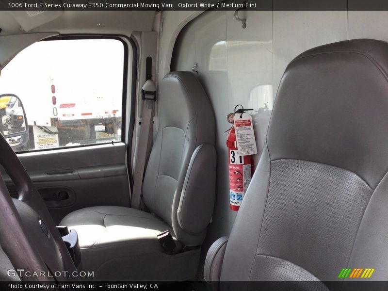 Oxford White / Medium Flint 2006 Ford E Series Cutaway E350 Commercial Moving Van