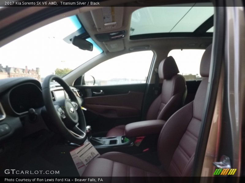 Titanium Silver / Black 2017 Kia Sorento SX V6 AWD