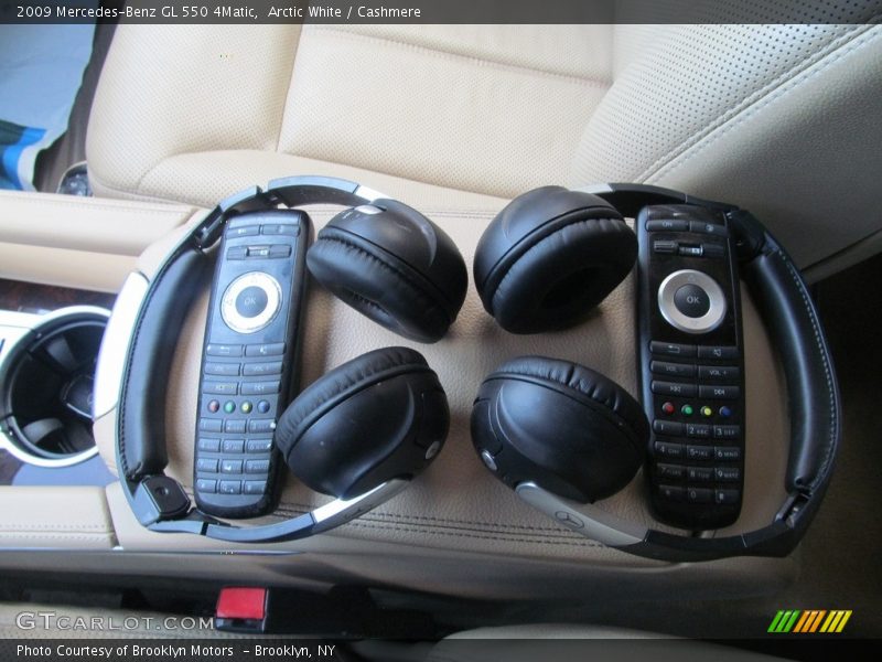 Arctic White / Cashmere 2009 Mercedes-Benz GL 550 4Matic