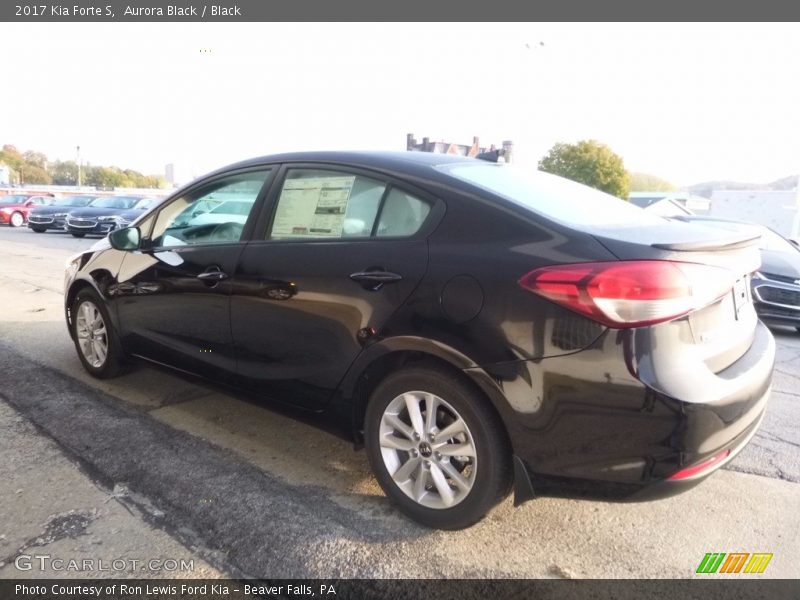 Aurora Black / Black 2017 Kia Forte S