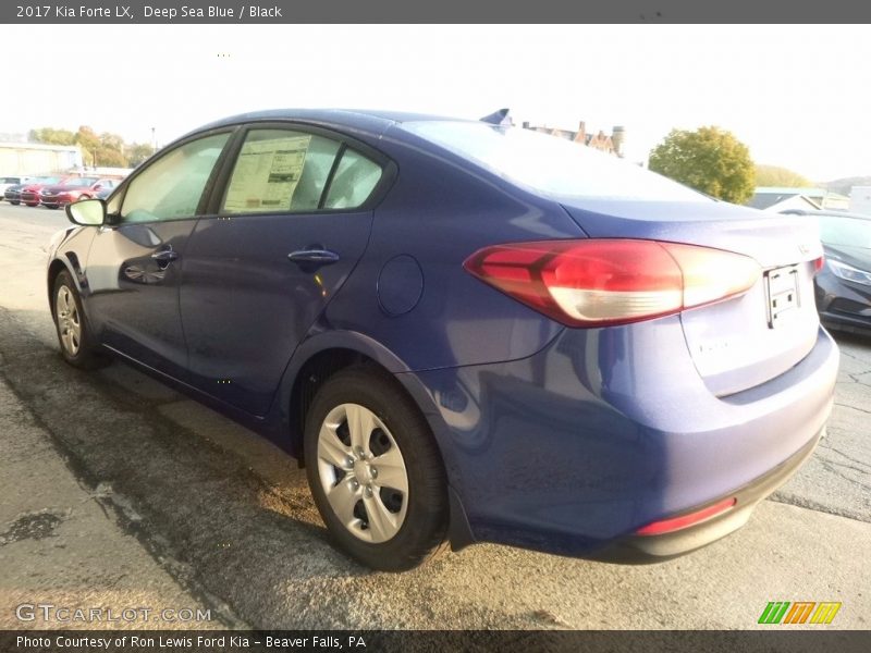 Deep Sea Blue / Black 2017 Kia Forte LX