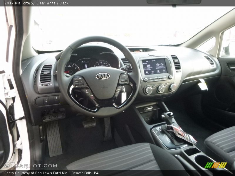 Black Interior - 2017 Forte S 