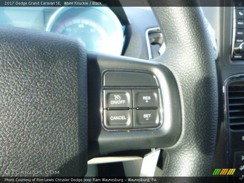White Knuckle / Black 2017 Dodge Grand Caravan SE