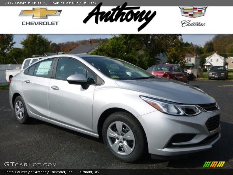 Silver Ice Metallic / Jet Black 2017 Chevrolet Cruze LS