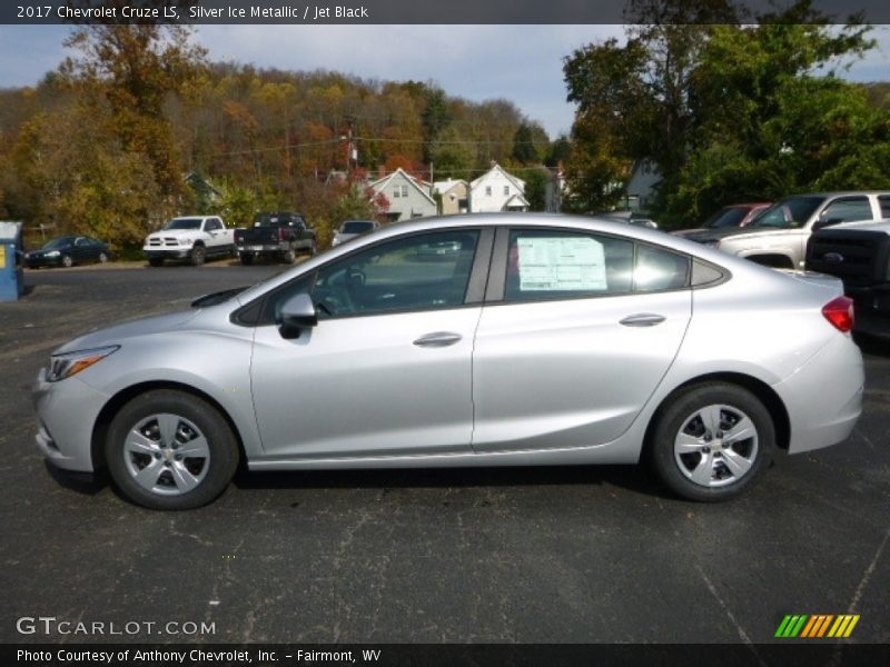 Silver Ice Metallic / Jet Black 2017 Chevrolet Cruze LS