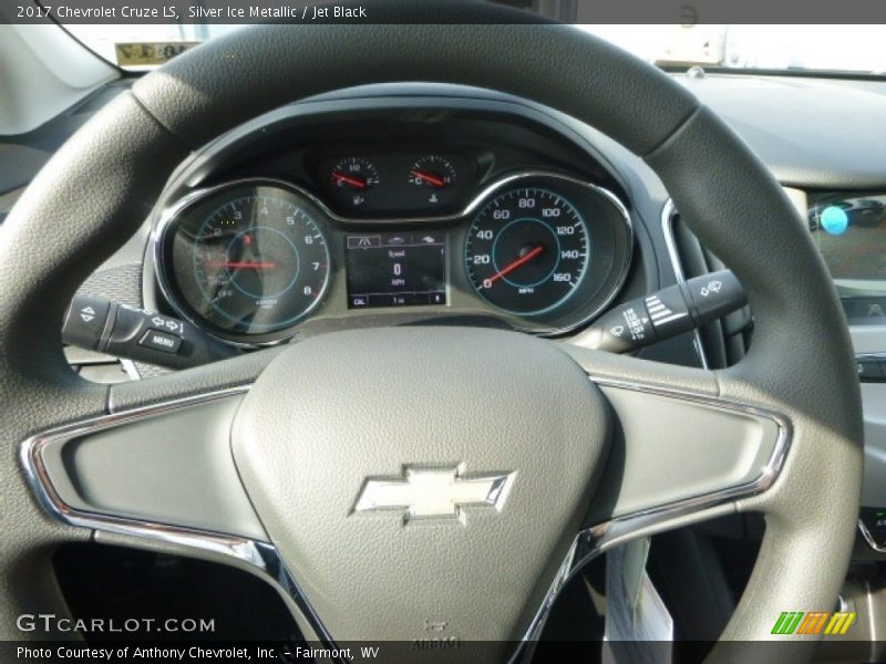 Silver Ice Metallic / Jet Black 2017 Chevrolet Cruze LS