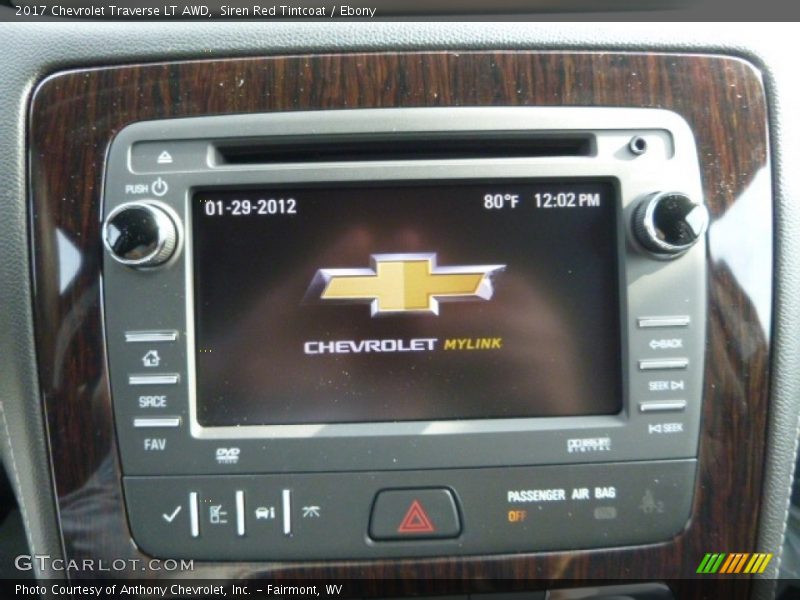 Siren Red Tintcoat / Ebony 2017 Chevrolet Traverse LT AWD