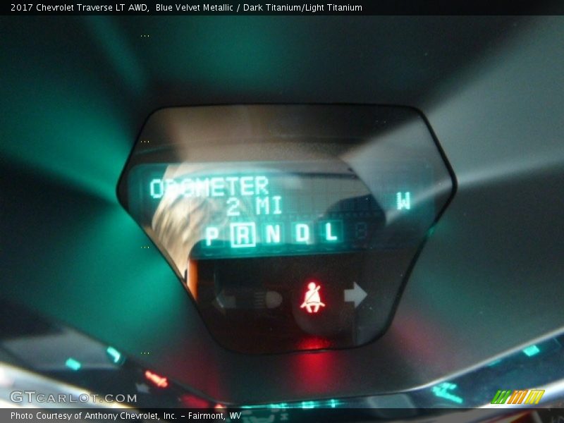 Blue Velvet Metallic / Dark Titanium/Light Titanium 2017 Chevrolet Traverse LT AWD