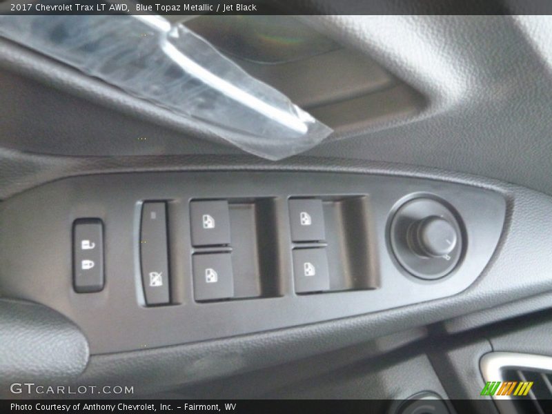 Blue Topaz Metallic / Jet Black 2017 Chevrolet Trax LT AWD