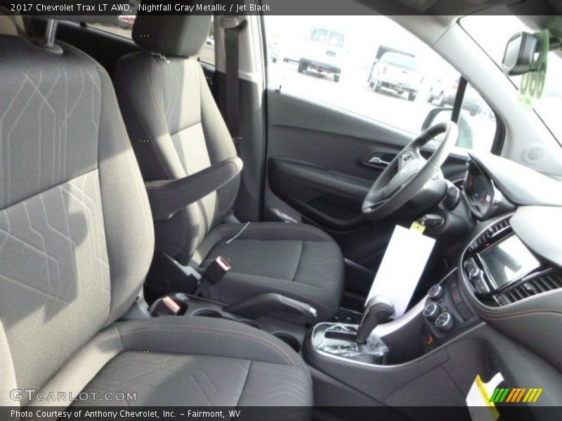 Nightfall Gray Metallic / Jet Black 2017 Chevrolet Trax LT AWD