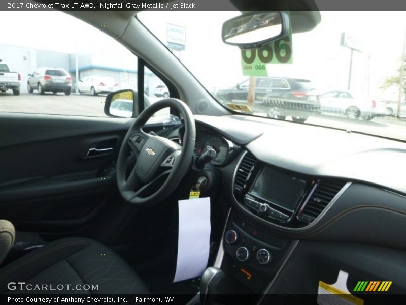 Nightfall Gray Metallic / Jet Black 2017 Chevrolet Trax LT AWD