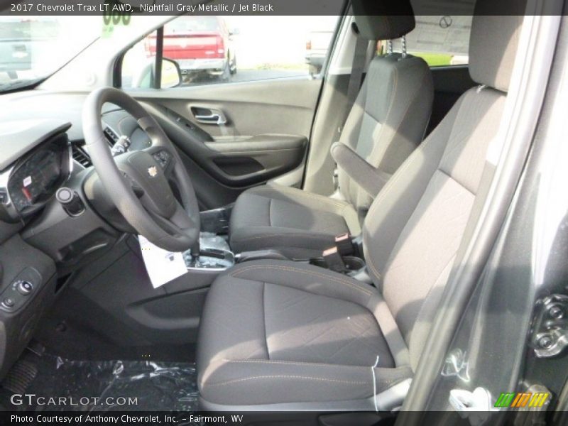 Nightfall Gray Metallic / Jet Black 2017 Chevrolet Trax LT AWD