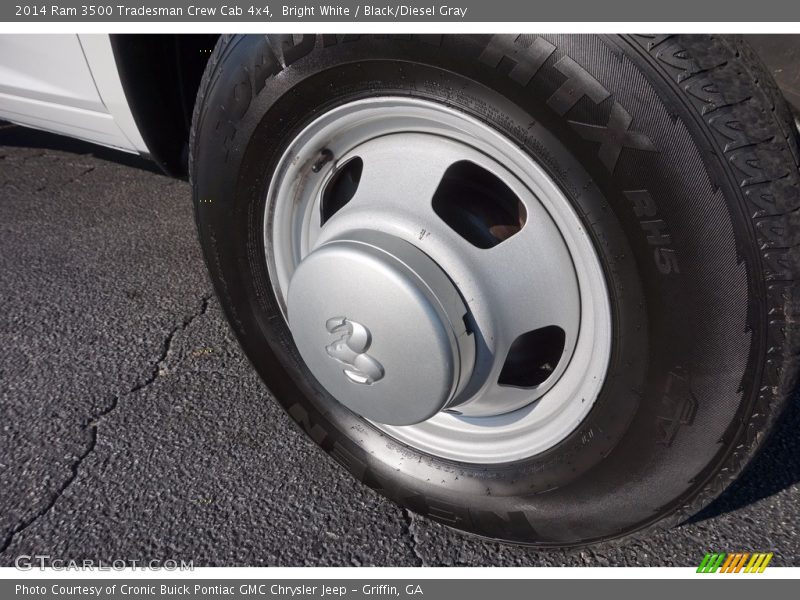 Bright White / Black/Diesel Gray 2014 Ram 3500 Tradesman Crew Cab 4x4