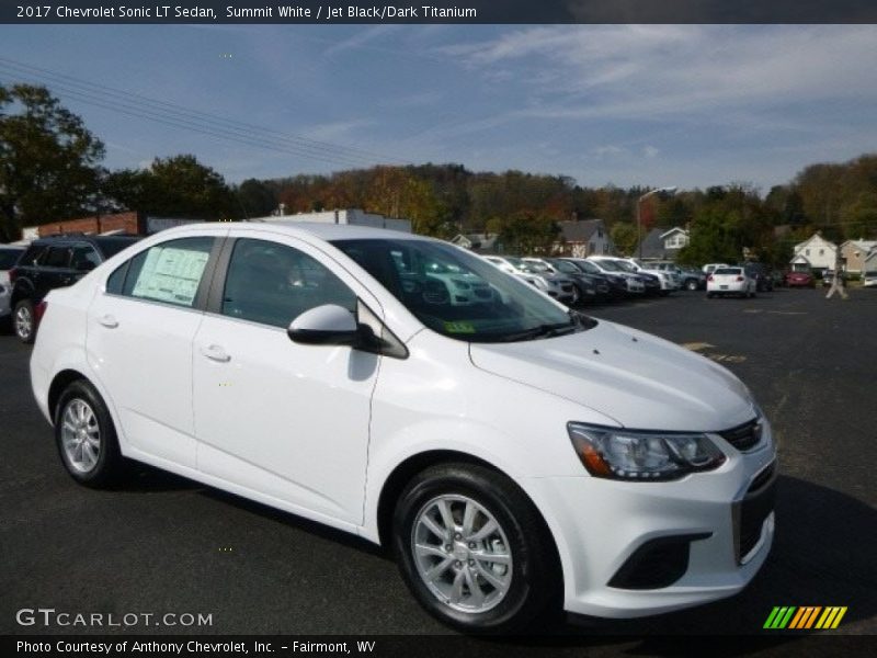 Front 3/4 View of 2017 Sonic LT Sedan