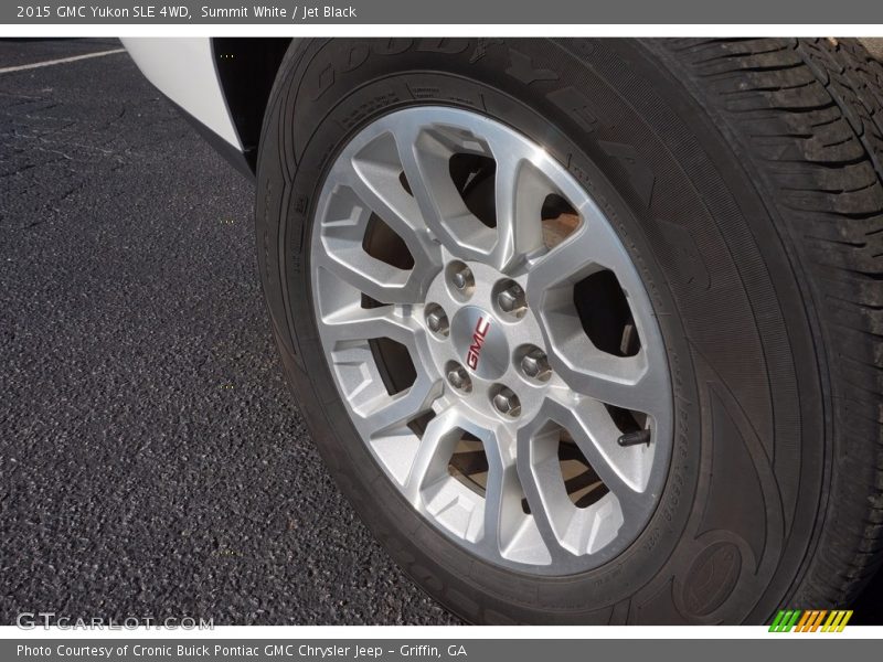 Summit White / Jet Black 2015 GMC Yukon SLE 4WD