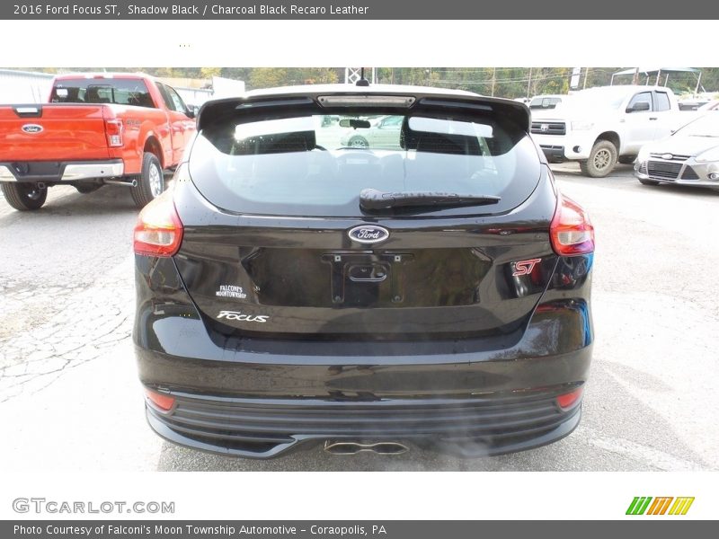 Shadow Black / Charcoal Black Recaro Leather 2016 Ford Focus ST