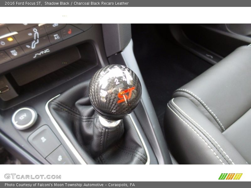 Shadow Black / Charcoal Black Recaro Leather 2016 Ford Focus ST