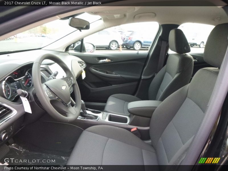 Mosaic Black Metallic / Jet Black 2017 Chevrolet Cruze LT