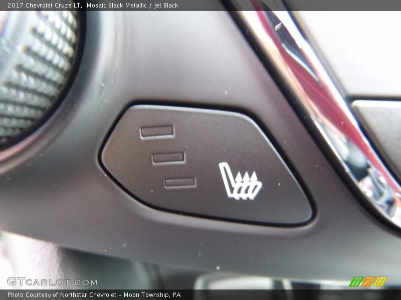 Mosaic Black Metallic / Jet Black 2017 Chevrolet Cruze LT