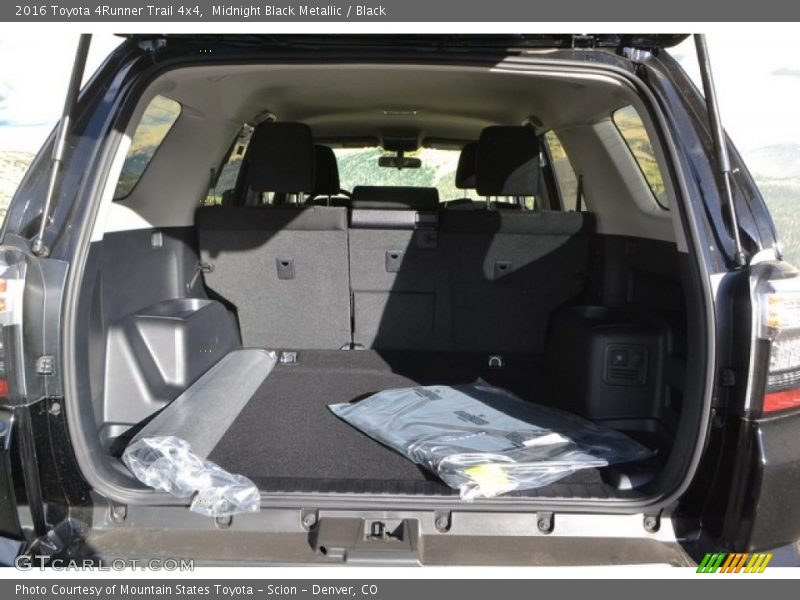 Midnight Black Metallic / Black 2016 Toyota 4Runner Trail 4x4