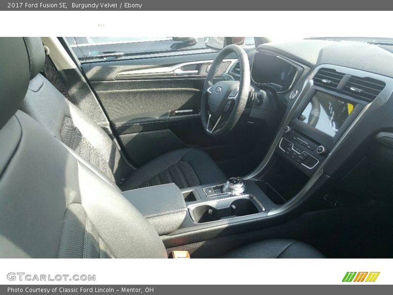 Burgundy Velvet / Ebony 2017 Ford Fusion SE