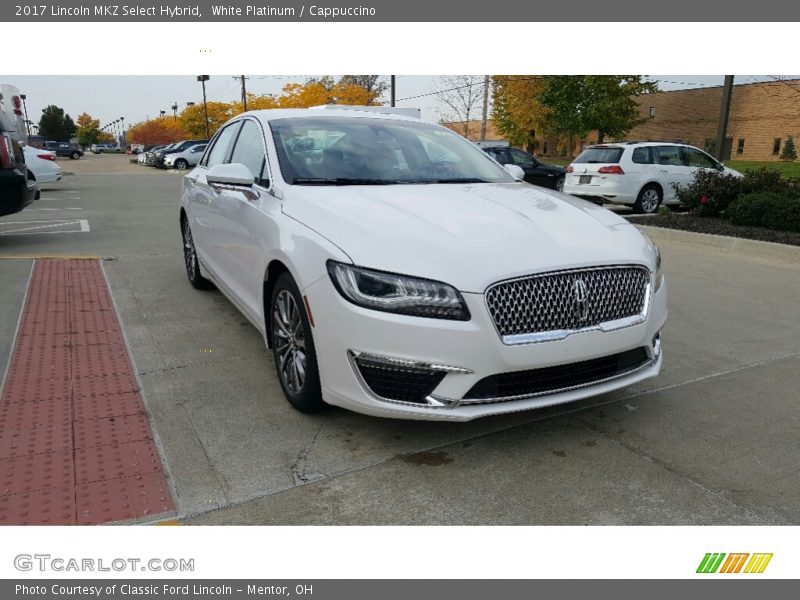Front 3/4 View of 2017 MKZ Select Hybrid