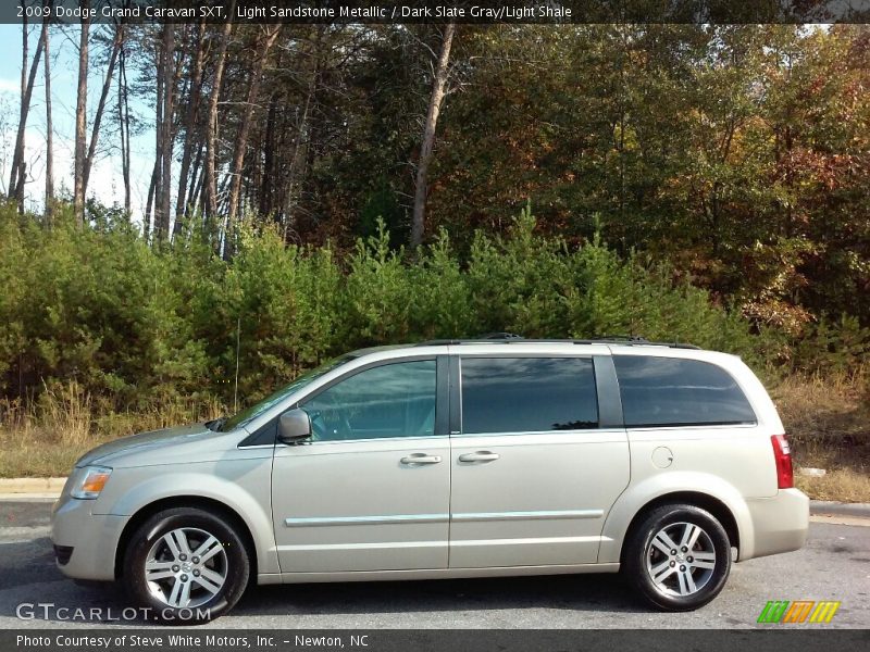 Light Sandstone Metallic / Dark Slate Gray/Light Shale 2009 Dodge Grand Caravan SXT