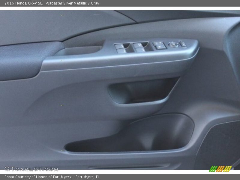Alabaster Silver Metallic / Gray 2016 Honda CR-V SE