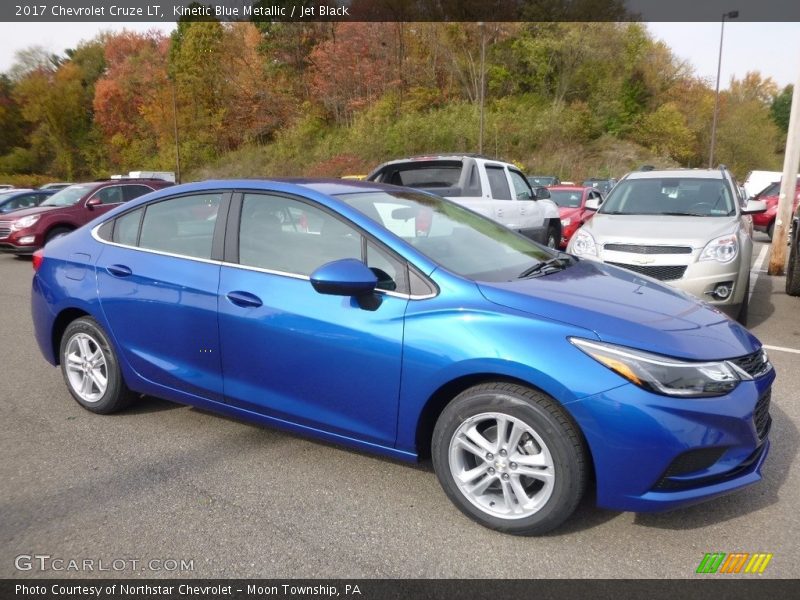 Kinetic Blue Metallic / Jet Black 2017 Chevrolet Cruze LT