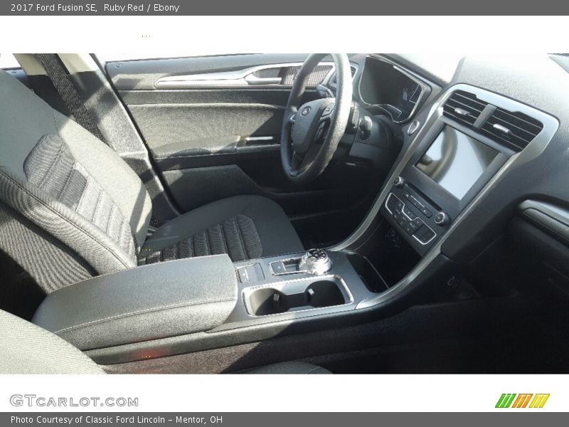 Ruby Red / Ebony 2017 Ford Fusion SE