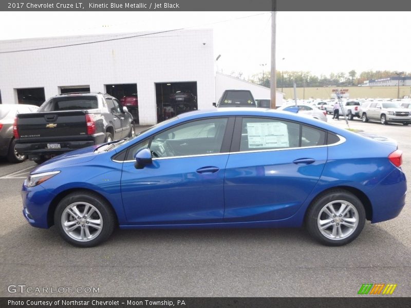 Kinetic Blue Metallic / Jet Black 2017 Chevrolet Cruze LT