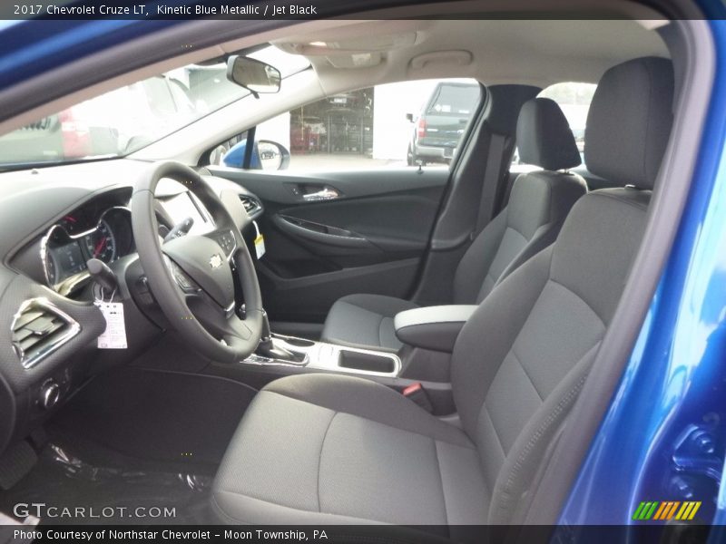 Kinetic Blue Metallic / Jet Black 2017 Chevrolet Cruze LT