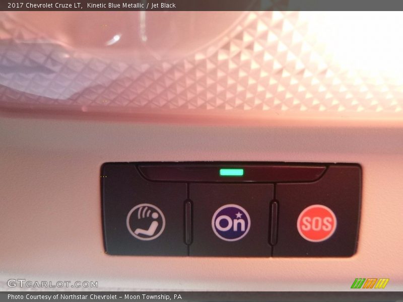 Kinetic Blue Metallic / Jet Black 2017 Chevrolet Cruze LT