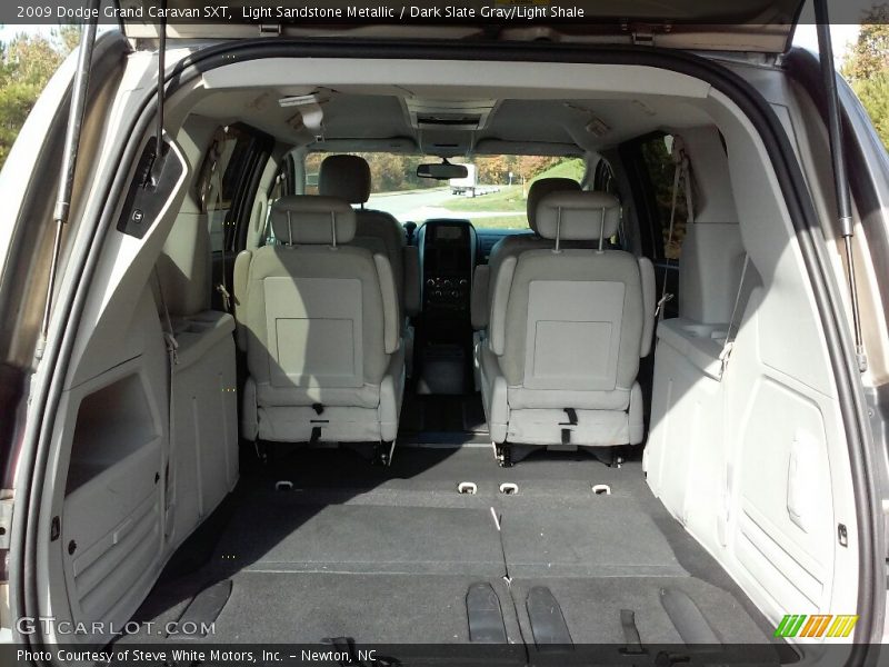 Light Sandstone Metallic / Dark Slate Gray/Light Shale 2009 Dodge Grand Caravan SXT