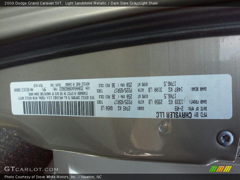 Light Sandstone Metallic / Dark Slate Gray/Light Shale 2009 Dodge Grand Caravan SXT