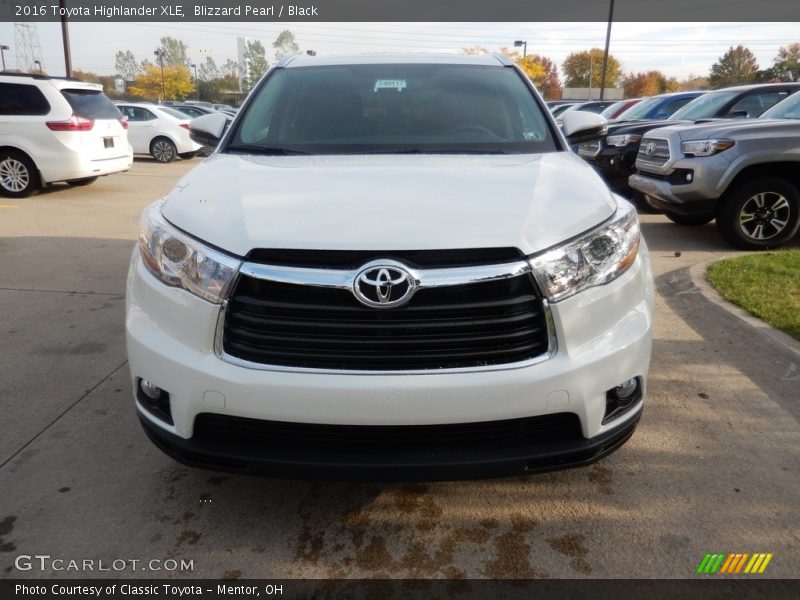 Blizzard Pearl / Black 2016 Toyota Highlander XLE