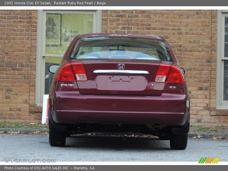 Radiant Ruby Red Pearl / Beige 2002 Honda Civic EX Sedan