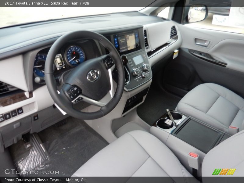 Salsa Red Pearl / Ash 2017 Toyota Sienna XLE