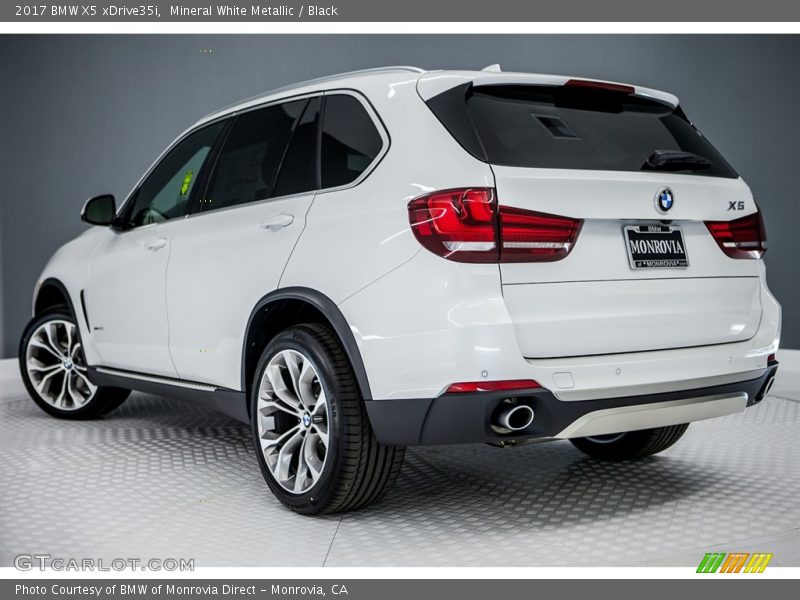 Mineral White Metallic / Black 2017 BMW X5 xDrive35i