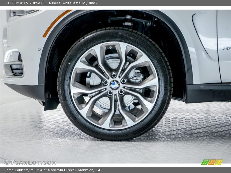 Mineral White Metallic / Black 2017 BMW X5 xDrive35i