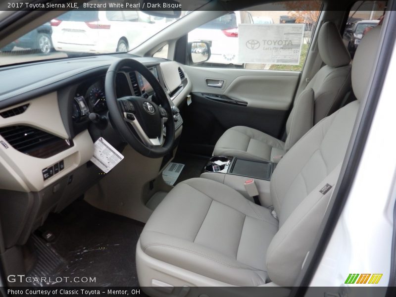 Blizzard White Pearl / Dark Bisque 2017 Toyota Sienna XLE