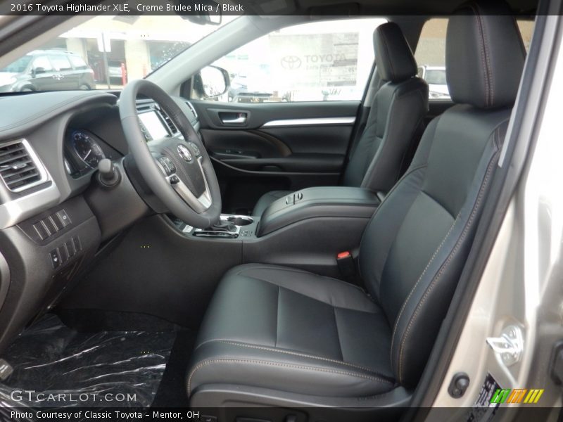Creme Brulee Mica / Black 2016 Toyota Highlander XLE