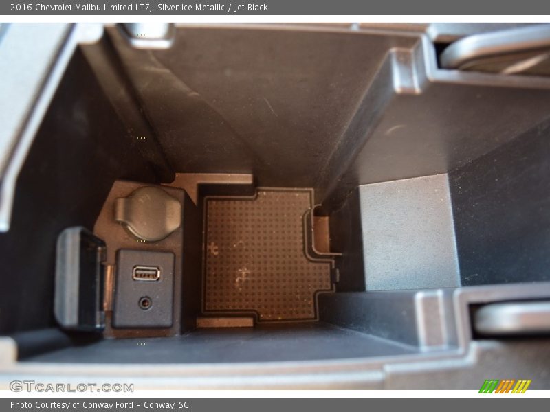 Silver Ice Metallic / Jet Black 2016 Chevrolet Malibu Limited LTZ