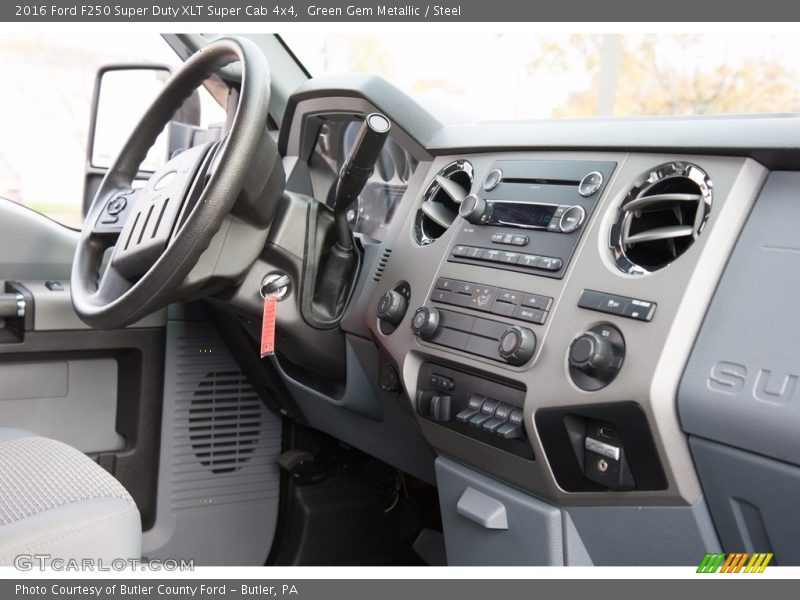 Green Gem Metallic / Steel 2016 Ford F250 Super Duty XLT Super Cab 4x4