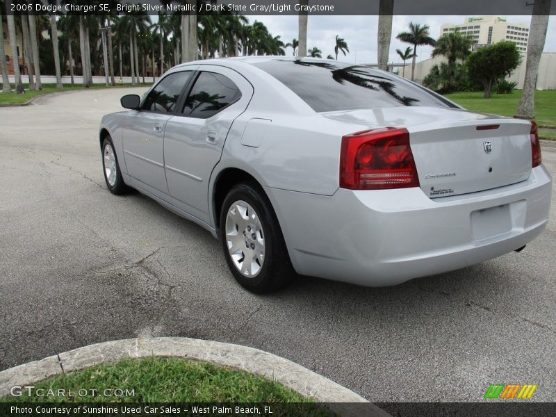 Bright Silver Metallic / Dark Slate Gray/Light Graystone 2006 Dodge Charger SE