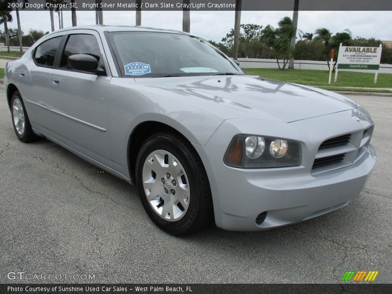 Bright Silver Metallic / Dark Slate Gray/Light Graystone 2006 Dodge Charger SE