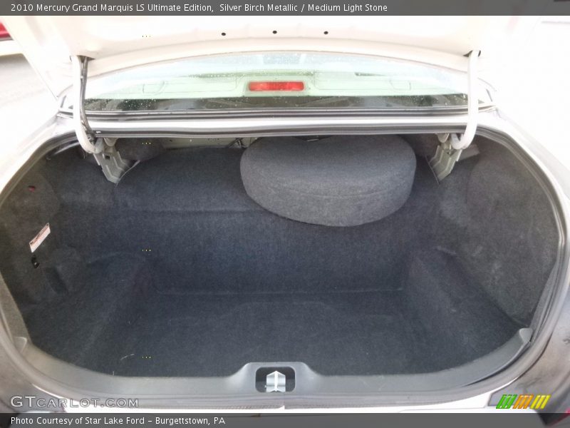 Silver Birch Metallic / Medium Light Stone 2010 Mercury Grand Marquis LS Ultimate Edition